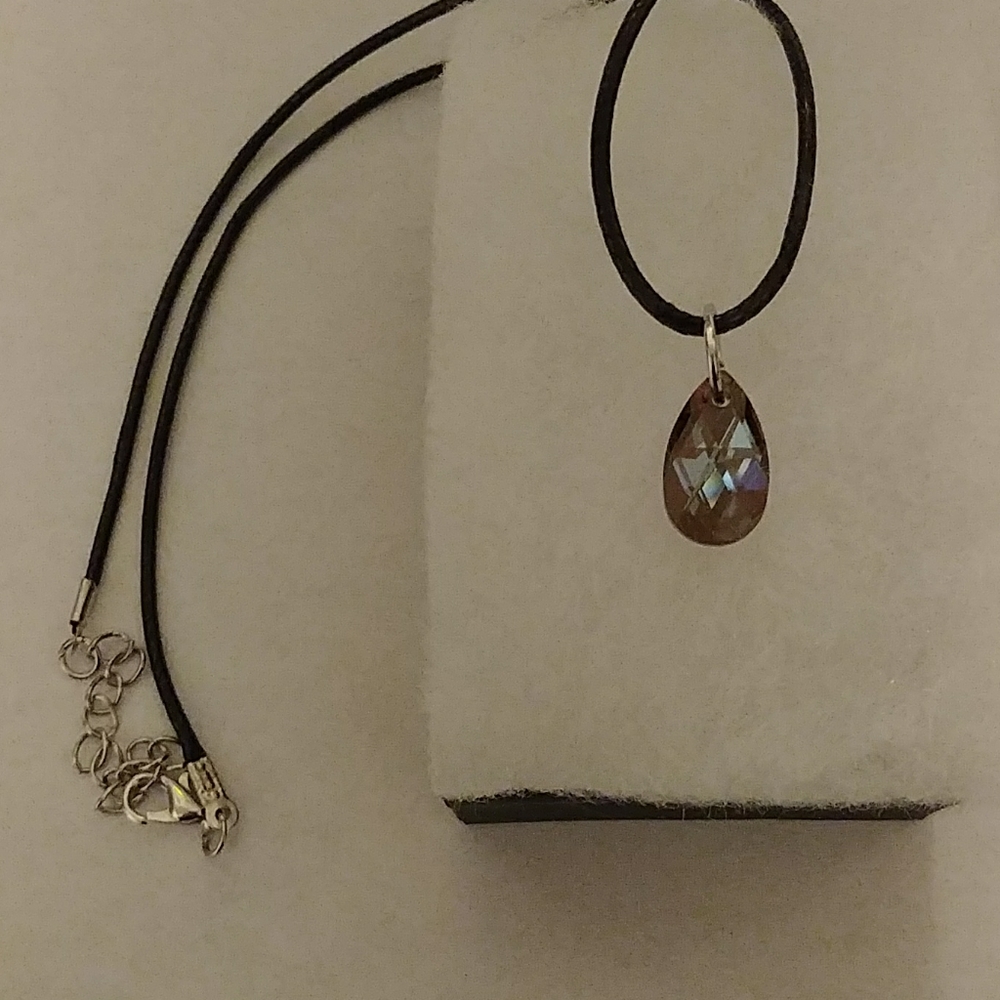 Latte Brown Crystal Teardrop Necklace - Picture 4 of 8